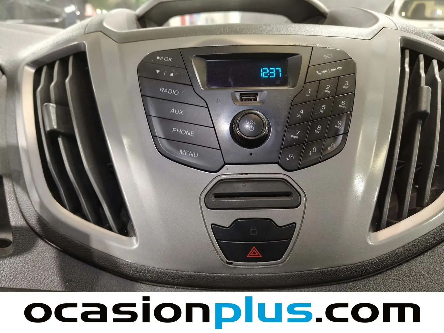 Foto Ford Transit Ford Transit Furgon 310 L3H2 Trend Delantera (130 CV)