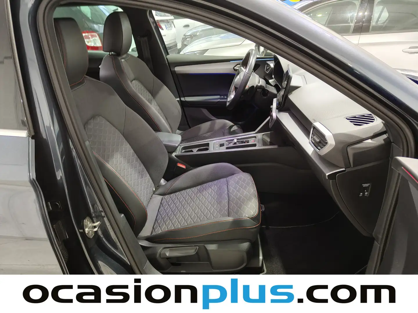 Foto Seat León SEAT León ST 1.5 eTSI S&S FR Go L DSG (150 CV)