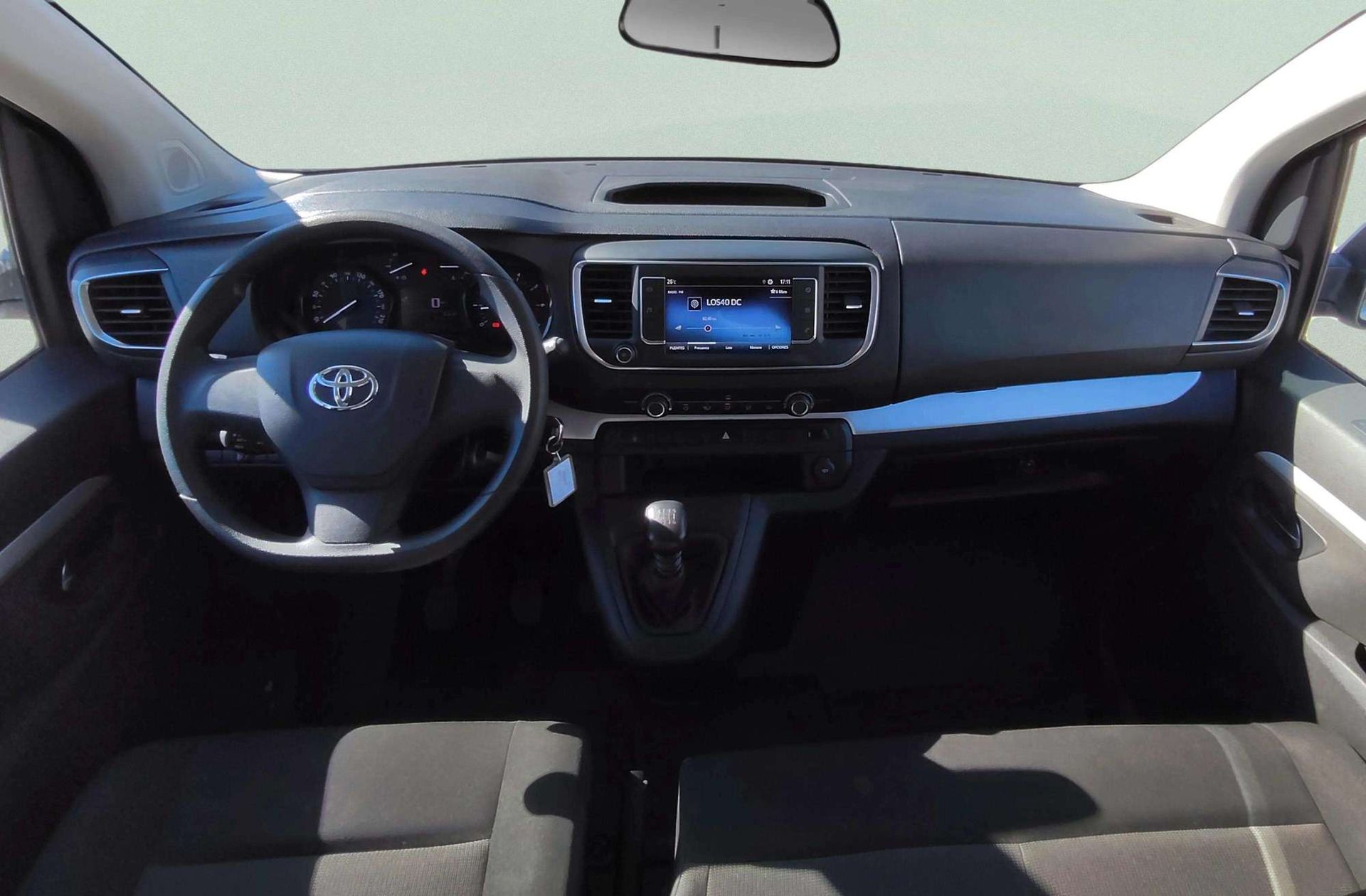 Toyota Proace Verso 2.0D VX Plus Shuttle L1 - foto 6