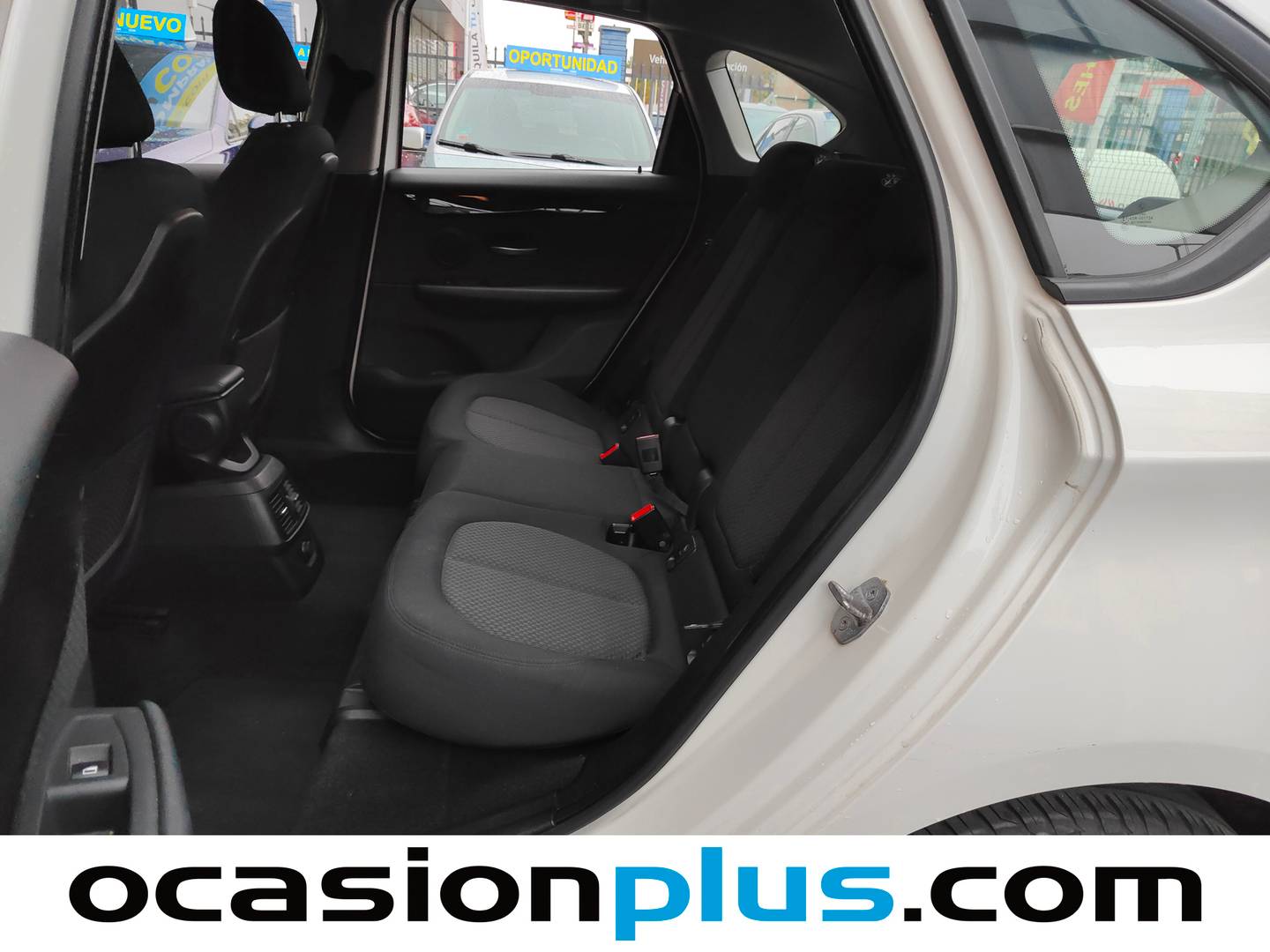 Foto asientos traseros BMW Serie 2 Active Tourer BMW Serie 2 218d Active Tourer (150 CV)