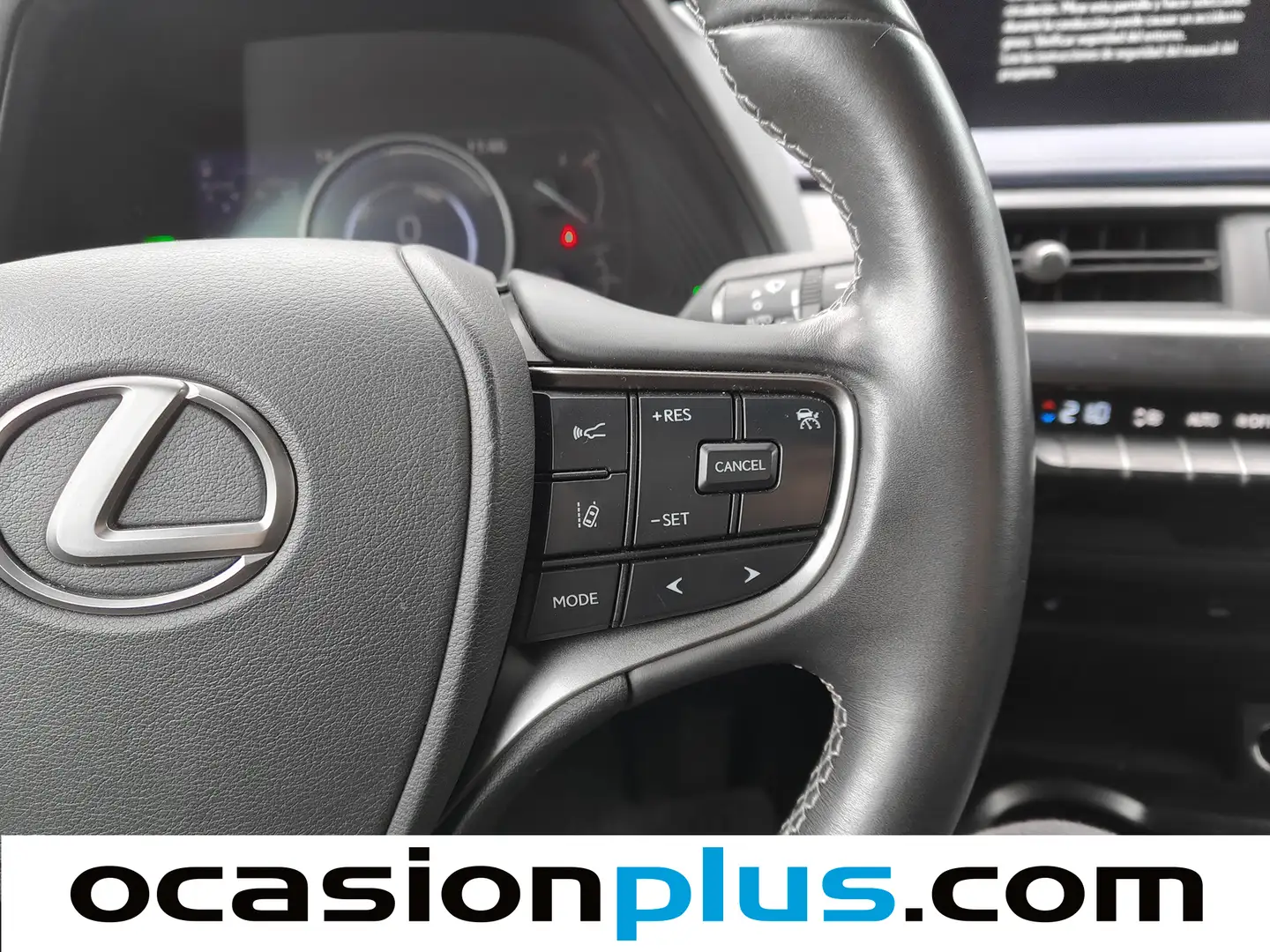 Foto Lexus UX Lexus UX 250h Luxury (184 CV)