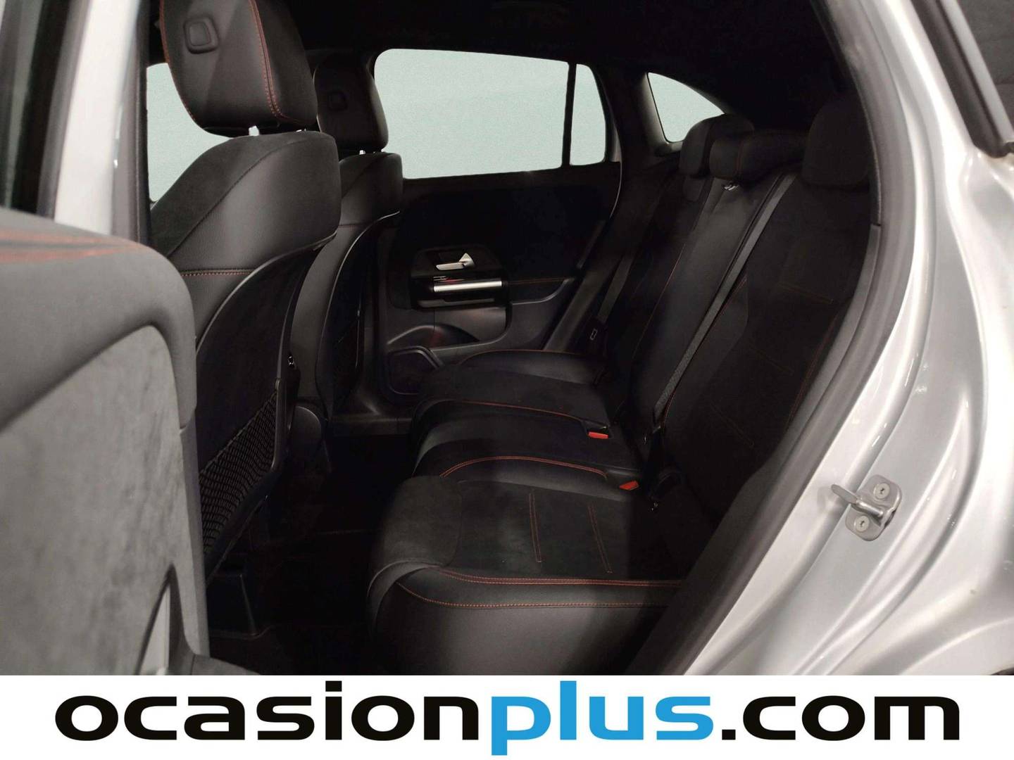 Foto asientos traseros Mercedes GLA Mercedes GLA 200 (163 CV) Pack AMG