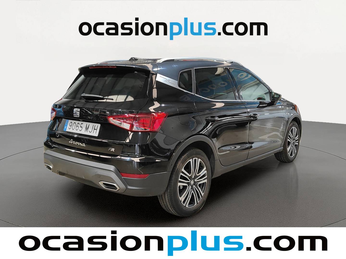 Foto trasera Seat Arona Seat Arona 1.0 TSI FR XL RX (110 CV) derecha