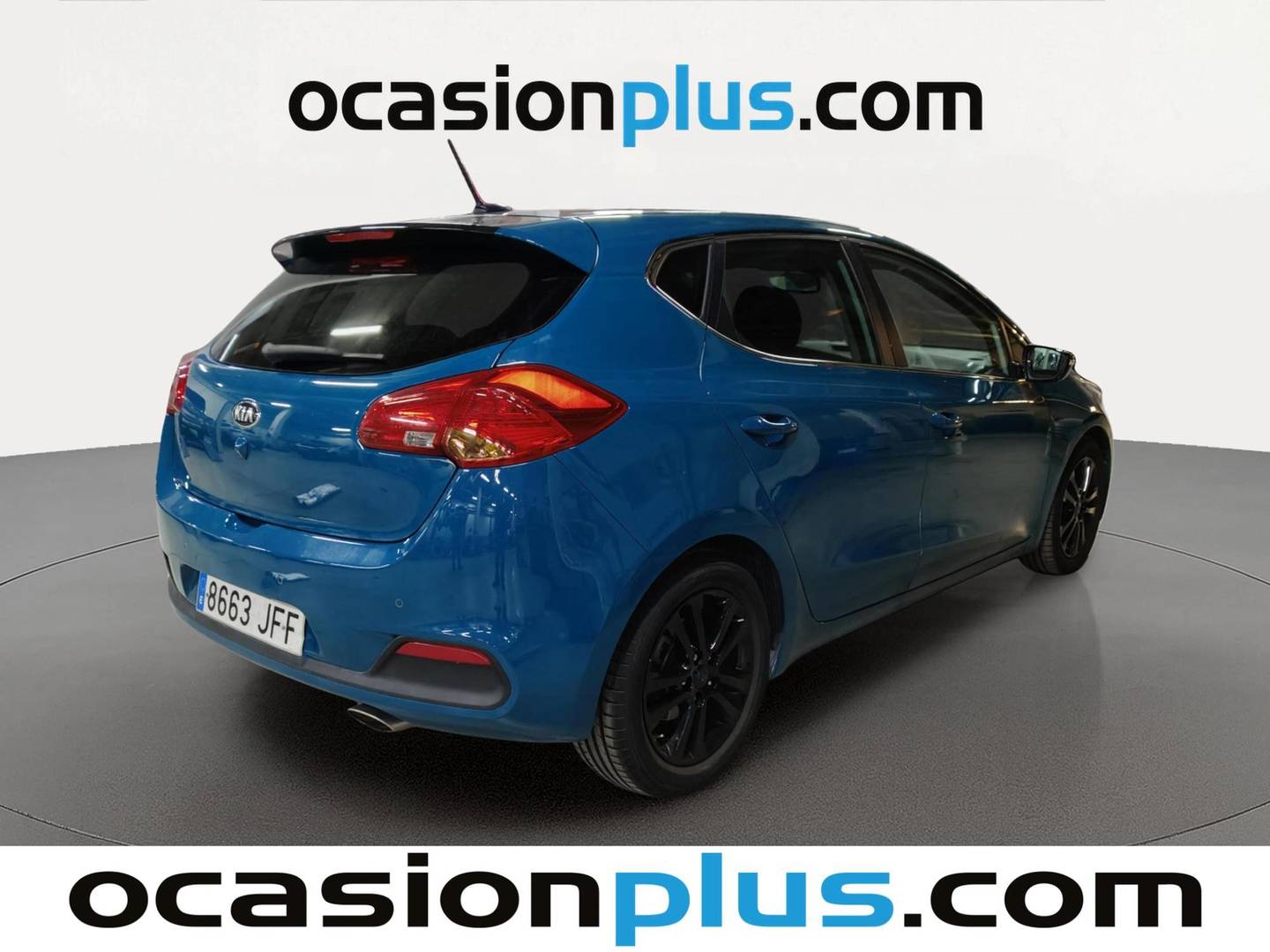 Foto trasera KIA Ceed KIA Ceed 1.6 CRDi VGT Drive (128 CV) izquierda