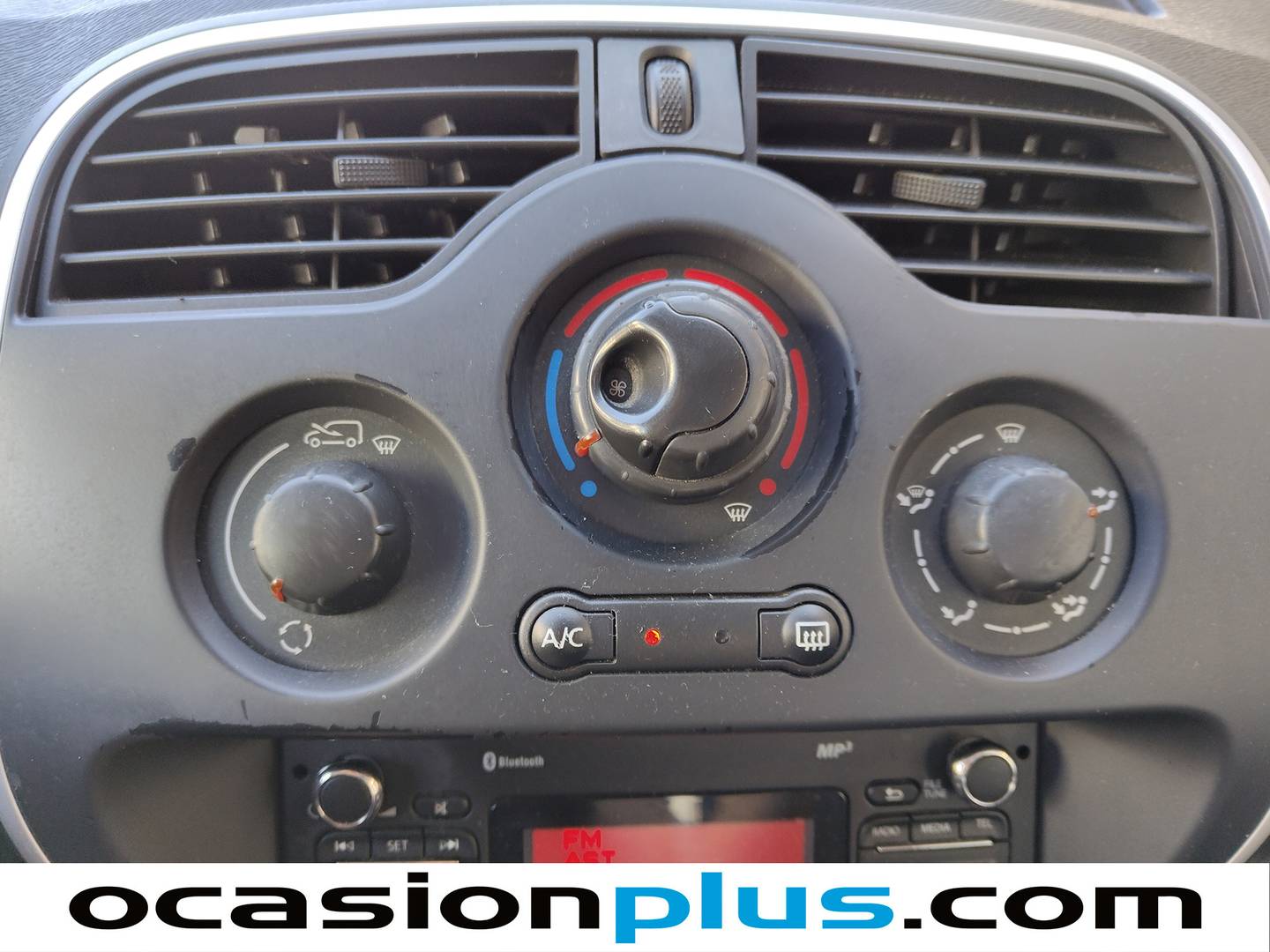 Extras y acabados del Renault Kangoo Combi Renault Kangoo Combi dCi 90 M1-AF Emotion Energy E6 (90 CV)
