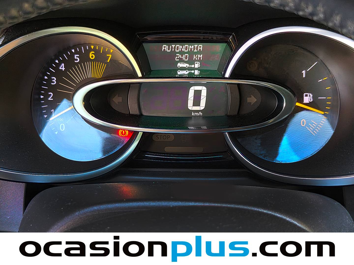 Renault Clio Renault Clio Limited 1.2 16v (75 CV) de segunda mano