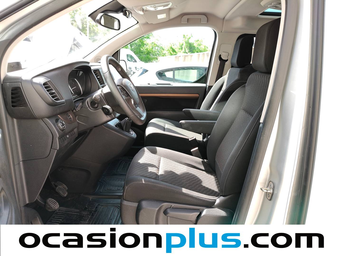 Foto asientos delanteros Toyota Proace Verso Toyota Proace Verso Combi 2.0D Family Advance LARGO (L2)  (150 CV)