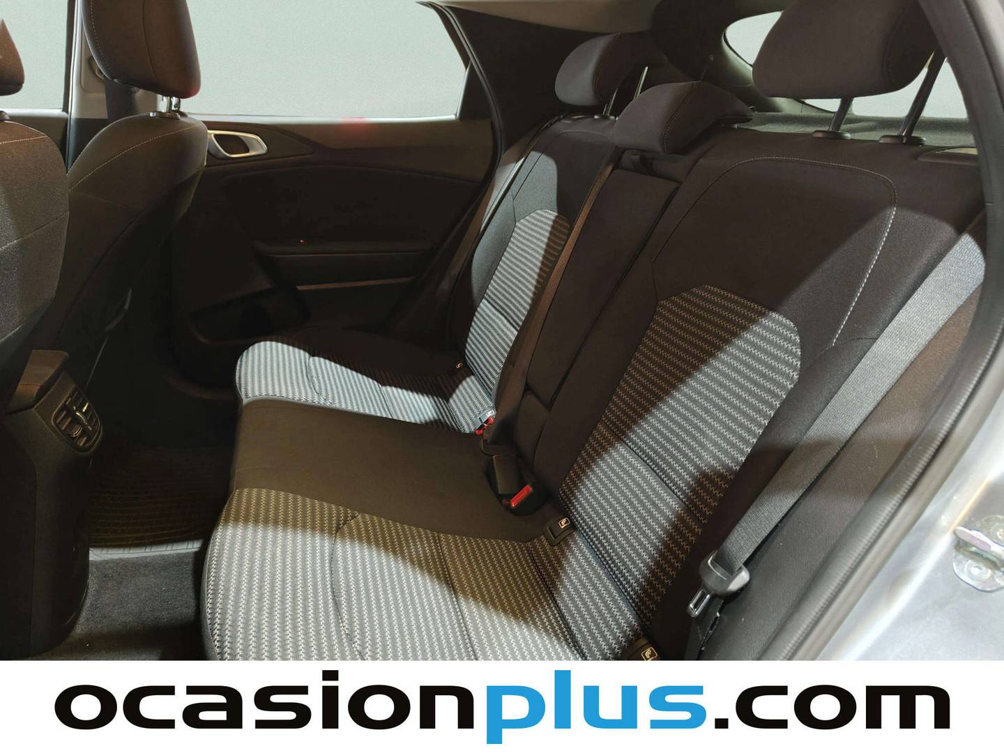 Foto asientos traseros KIA XCeed KIA XCeed 1.0 T-GDi Drive (100 CV)