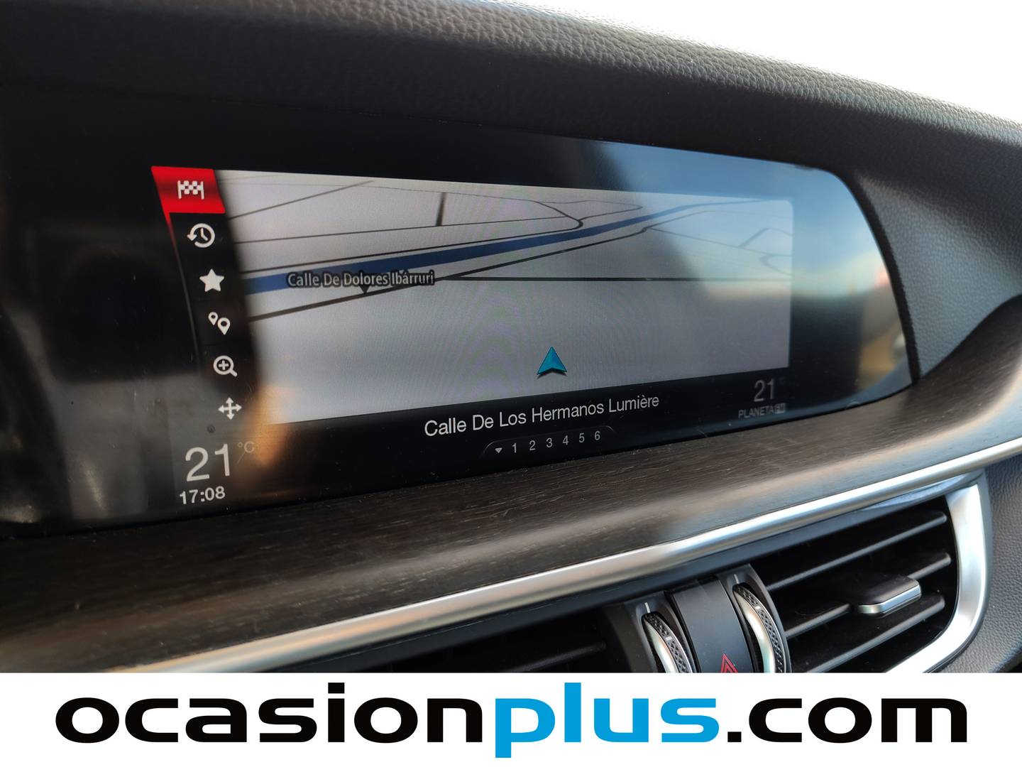 Equipamiento del Alfa Romeo Stelvio Alfa Romeo Stelvio 2.0 Petrol First Edition (I) Q4 (280 CV)