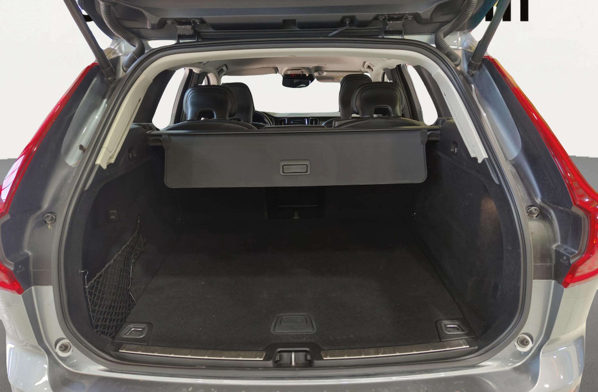 Volvo XC60 D4 Business Plus - foto 18