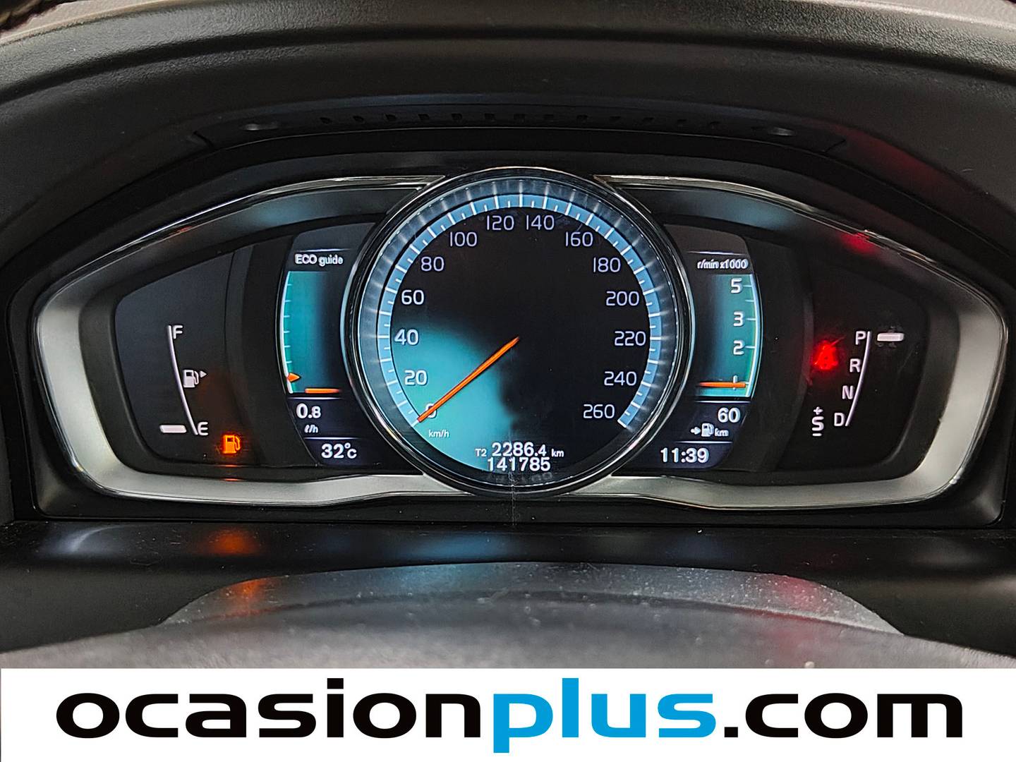 Volvo XC60 Volvo XC60 D3 R-Design Momentum Auto (150 CV) de segunda mano