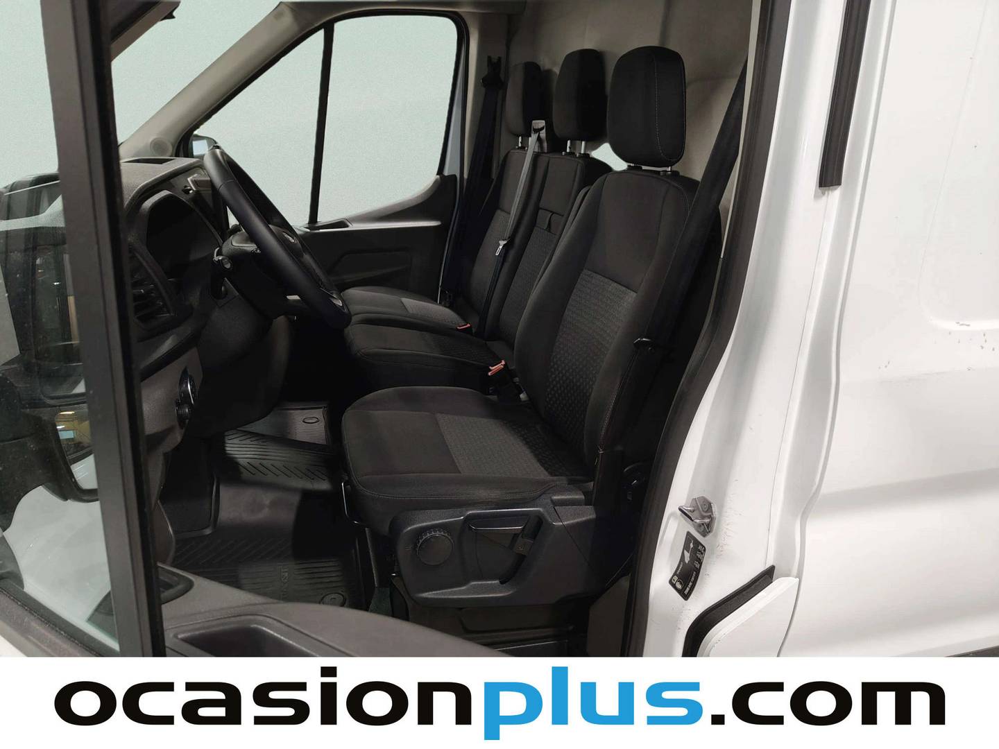 Foto Ford Transit Ford Transit Furgon 350 BEV Trend L3 RWD 68kWh (184 CV)