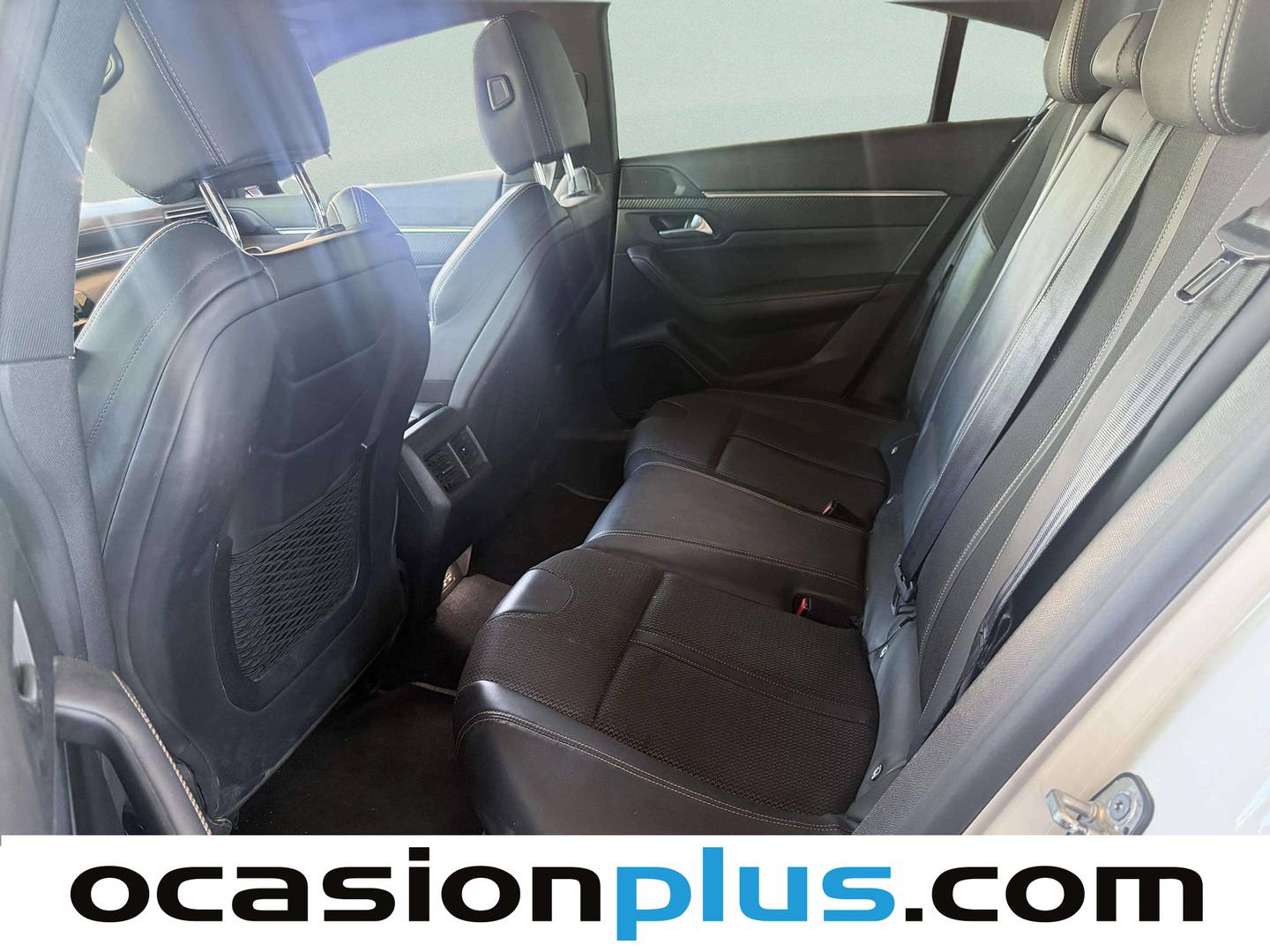 Foto asientos traseros Peugeot 508 Peugeot 508 BlueHDi 130 S&S GT Line EAT8 (130 CV)