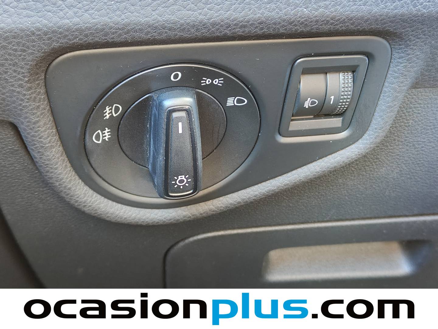 Foto Volkswagen Touran Volkswagen Touran Edition 1.6 TDI BMT (115 CV) 7 Plazas