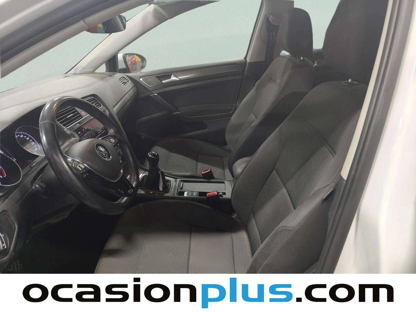 Foto asientos delanteros Volkswagen Golf Volkswagen Golf Advance 1.4 TSI (125 CV)