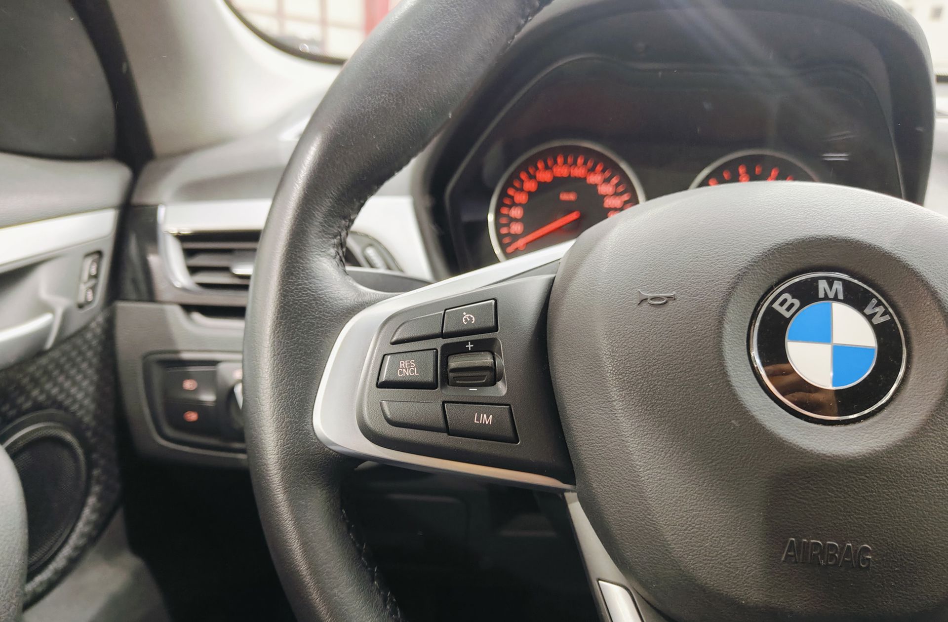 BMW X1 sDrive20i - foto 29