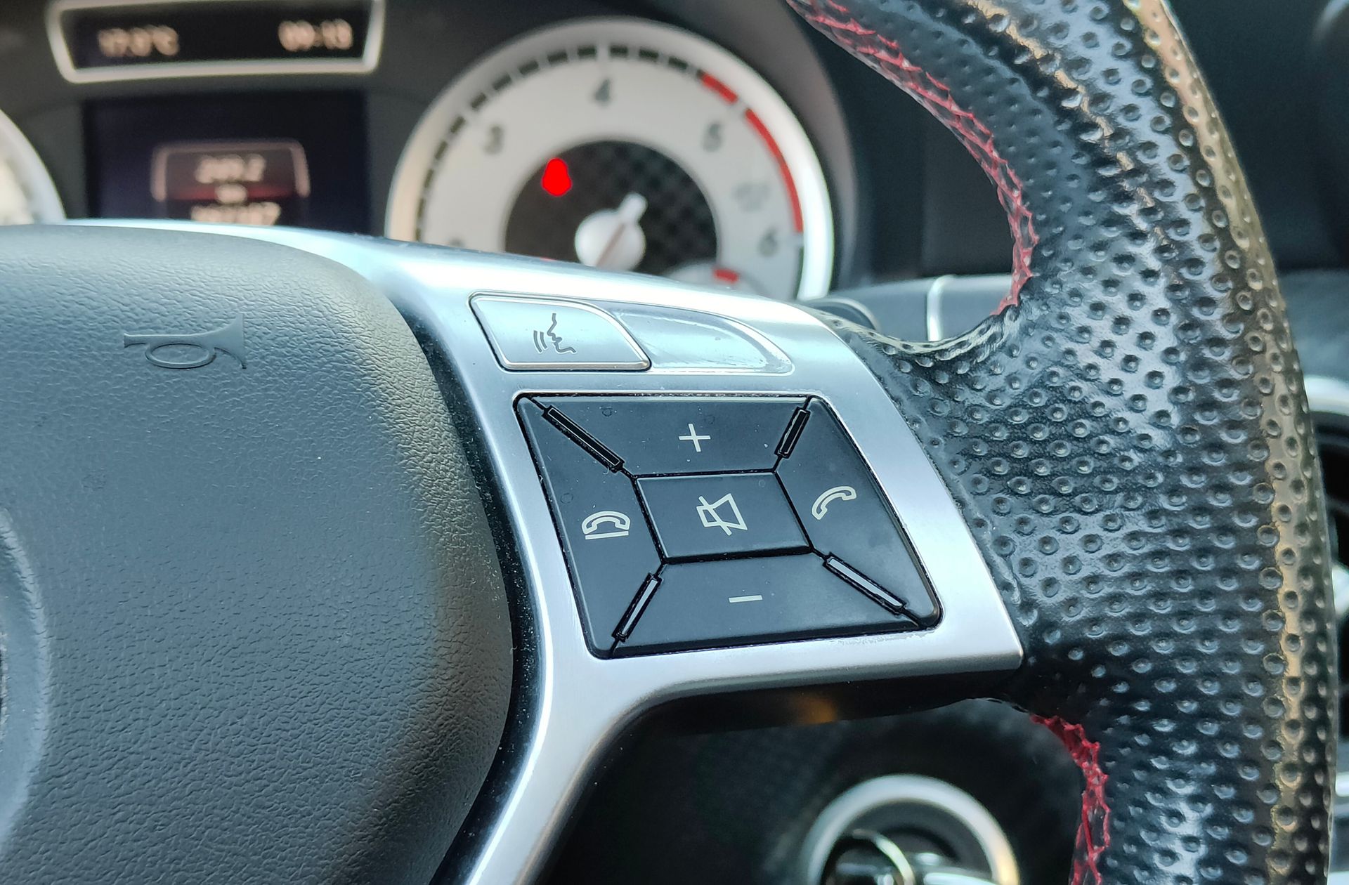 Mercedes-Benz Clase A 200 CDI AMG Line - foto 32