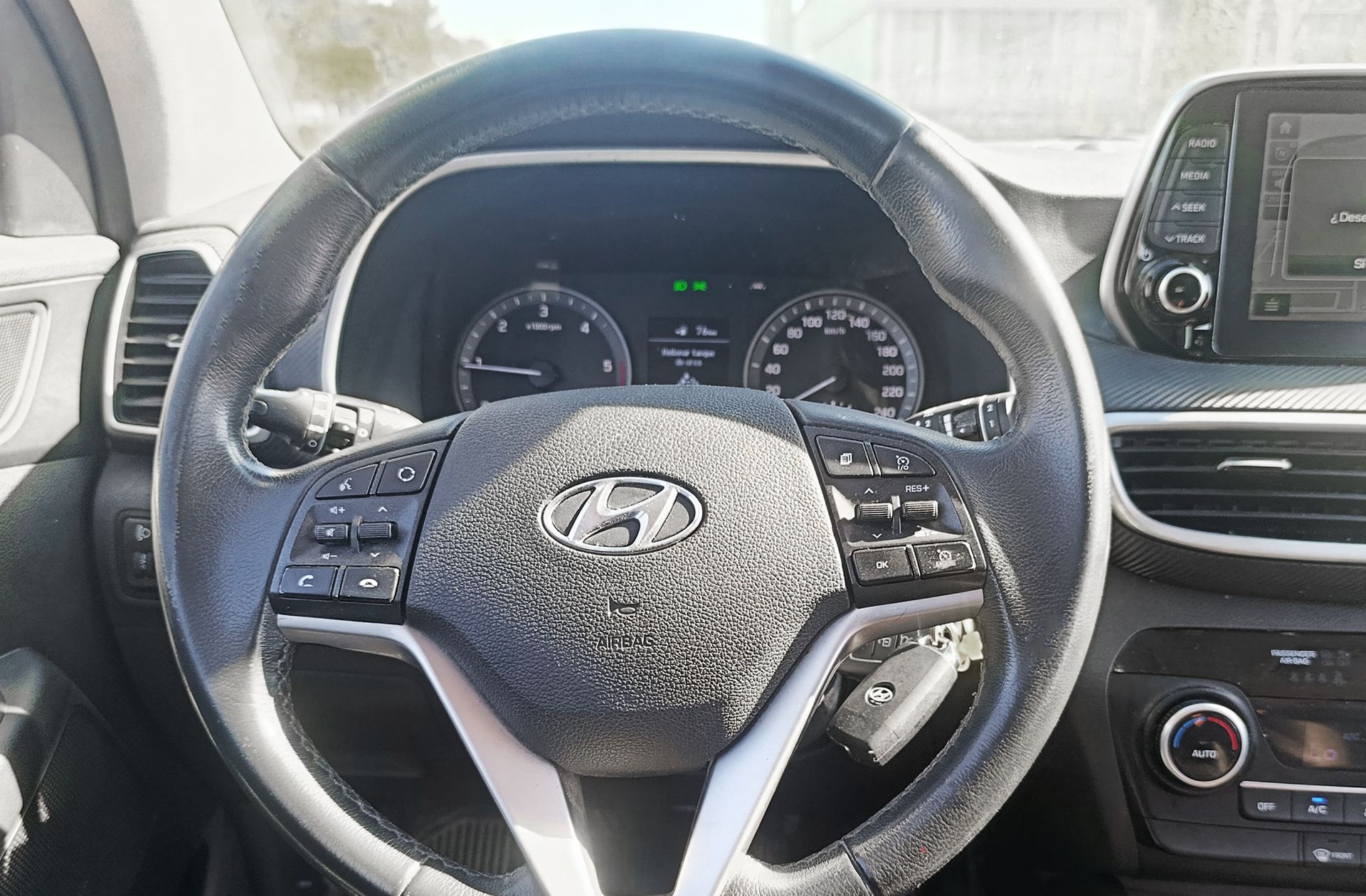 Hyundai Tucson 1.6 CRDi 48V SLE 4x2 - foto 24