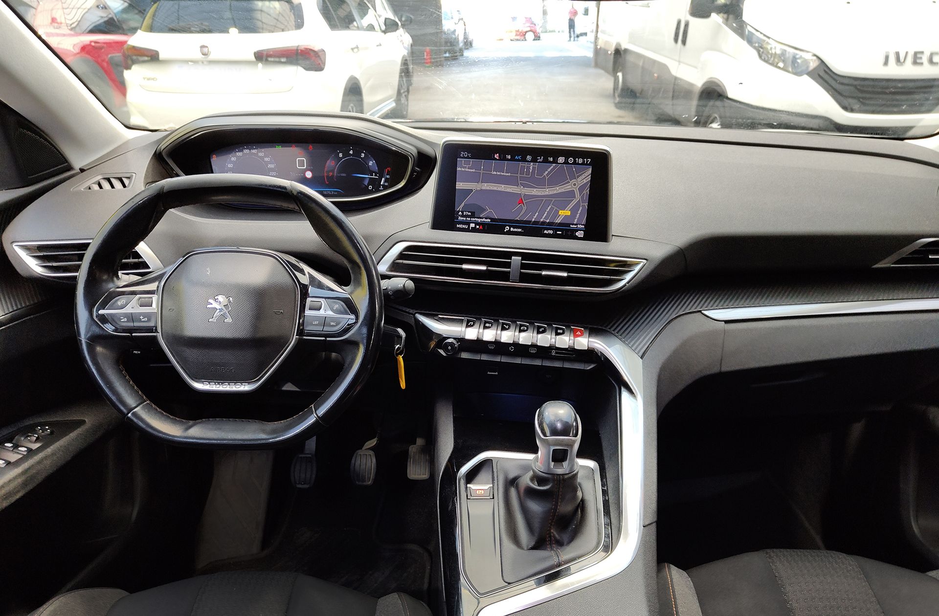Peugeot 3008 PureTech 130 Active - foto 6