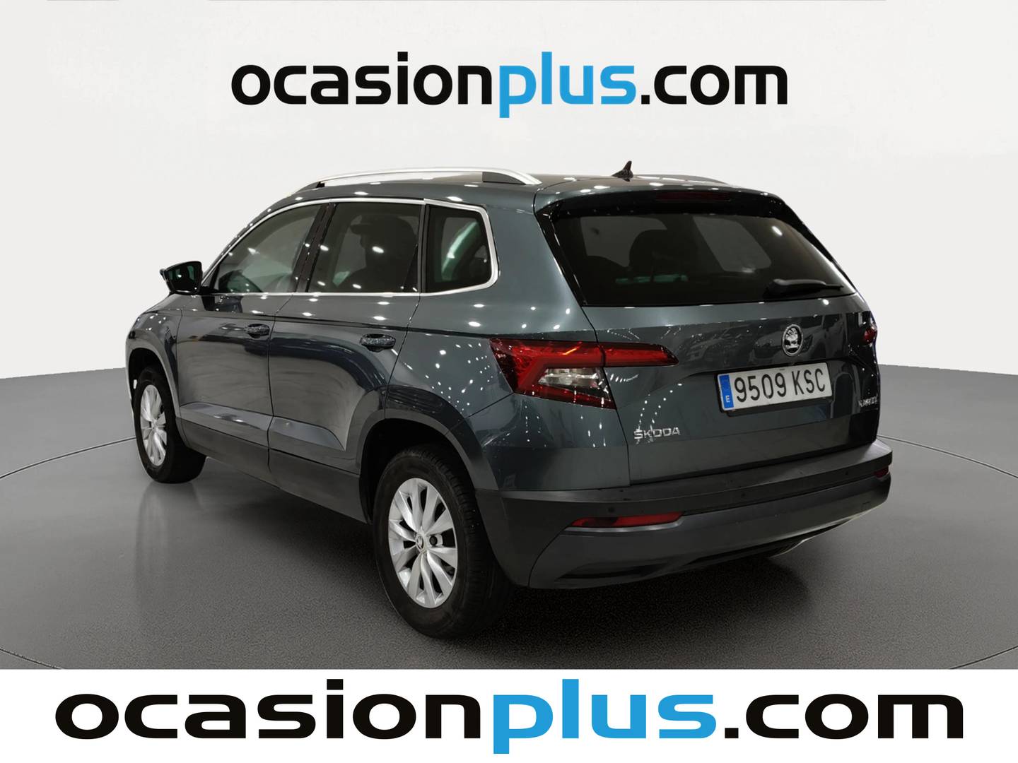 Foto trasera Skoda Karoq Skoda Karoq 1.0 TSI Ambition (115 CV) izquierda