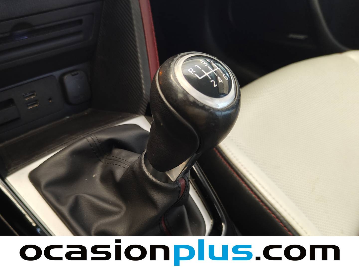 Mazda CX-3 Mazda CX-3 2.0 SKYACTIV GE Luxury White 2WD (120 CV) de segunda mano