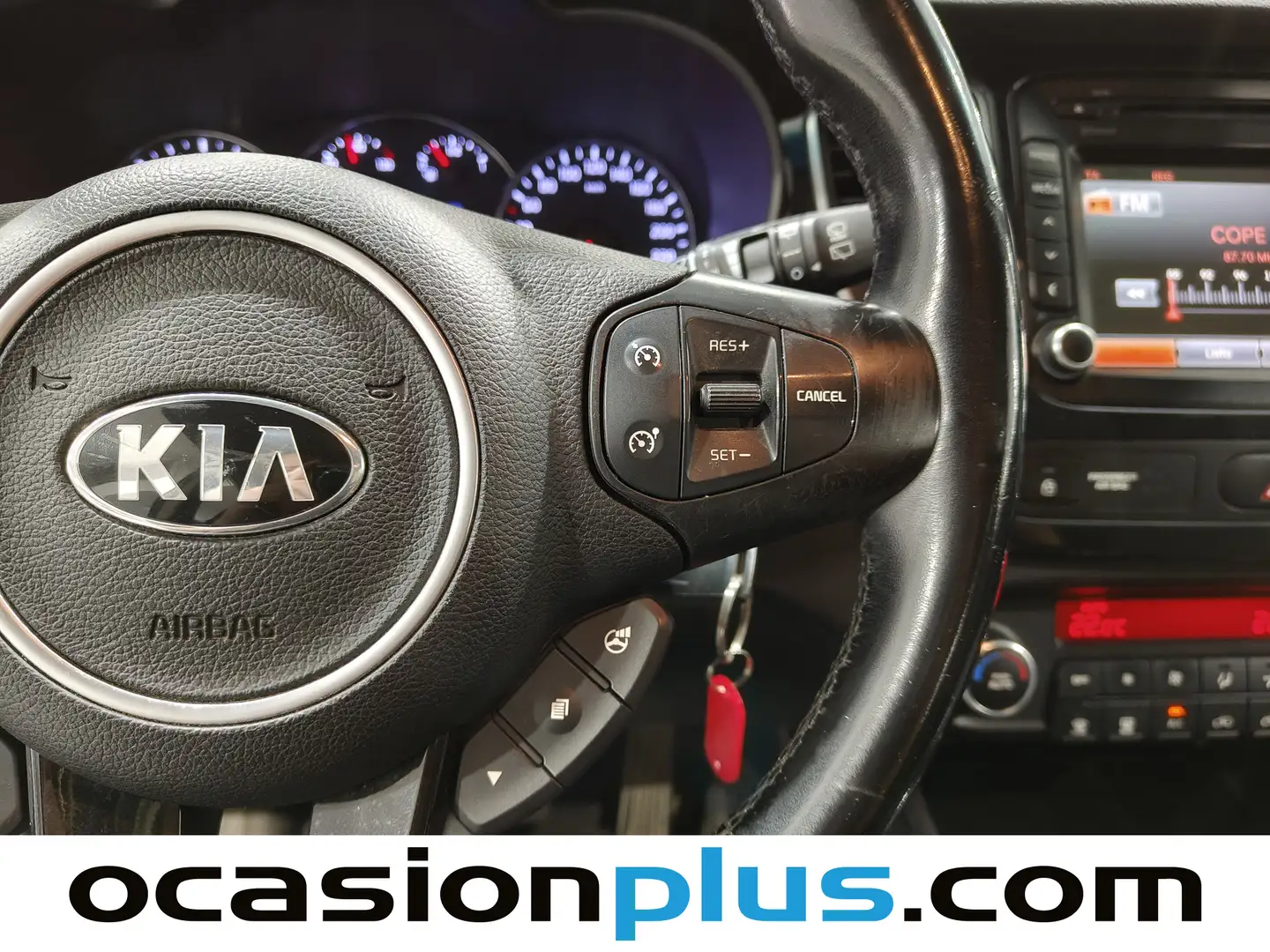 Foto KIA Carens Kia Carens 1.7 CRDi VGT UEFA Euro2016 Eco-Dynamic (115 CV) 7 Plazas