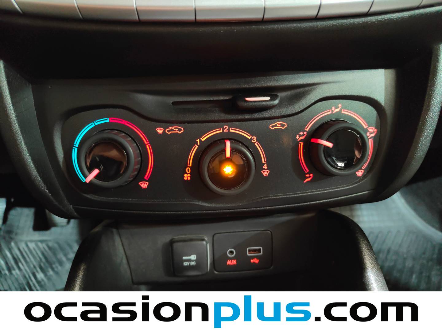 Equipamiento del Fiat Tipo Fiat Tipo Sedan 1.4 Easy (95 CV)