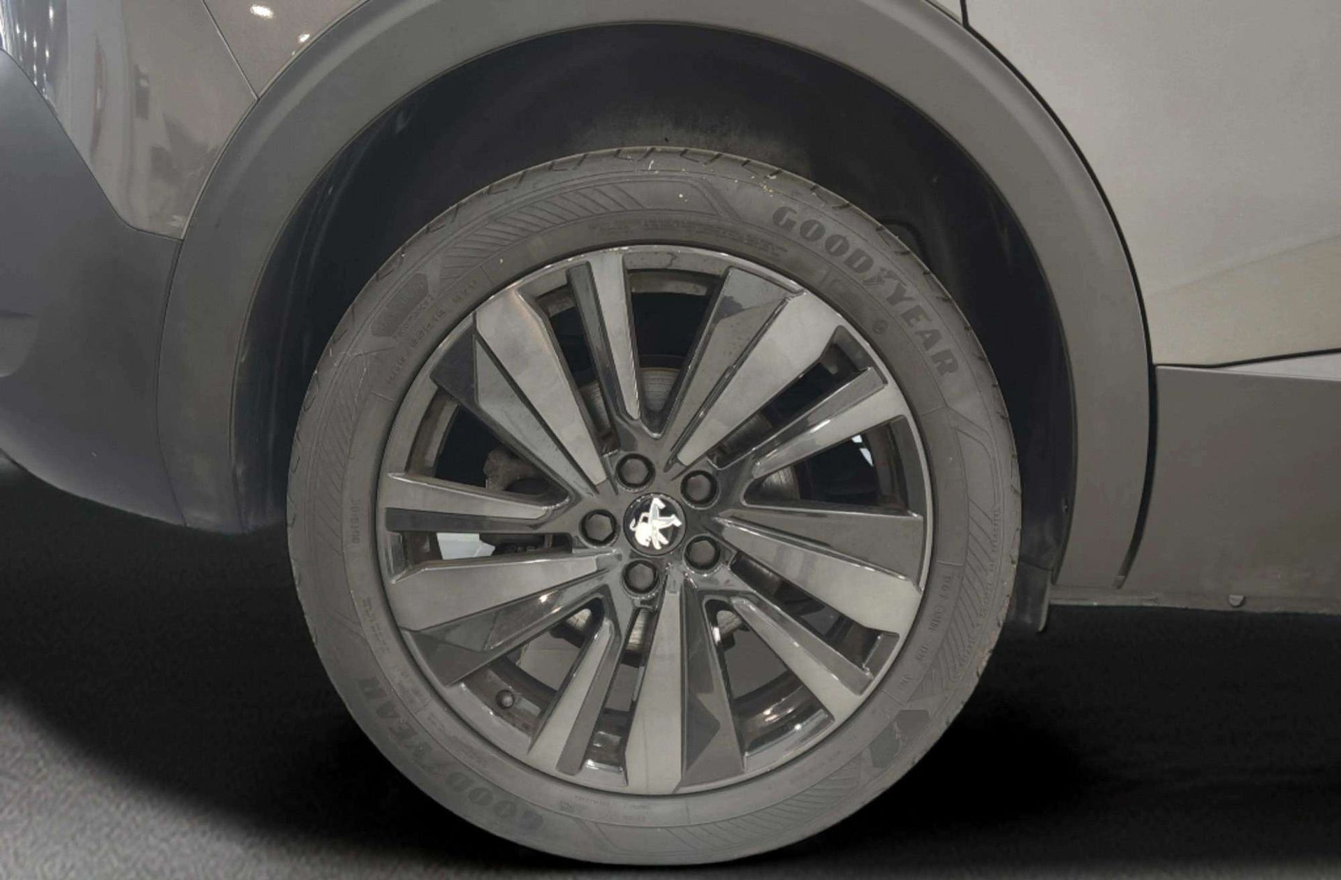 Peugeot 5008 BlueHDi 180 GT EAT8 7 plazas - foto 42