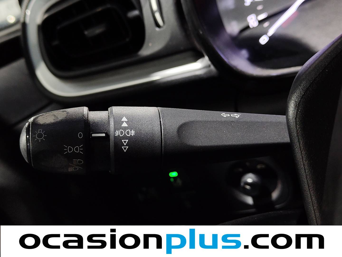 Equipamiento del Citroën C3 Citroën C3 PureTech 82 Feel (83 CV)