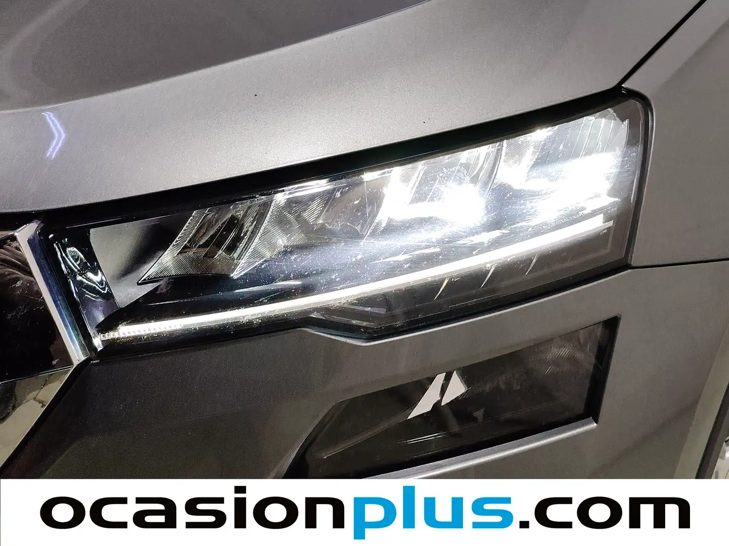 Foto Skoda Karoq Skoda Karoq 1.5 TSI ACT Ambition DSG (150 CV)