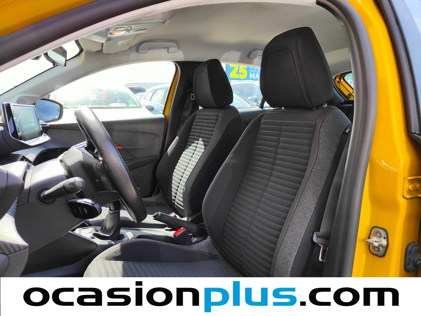 Foto asientos delanteros Peugeot 208 Peugeot 208 PureTech 75 S&S Active  (75 CV)