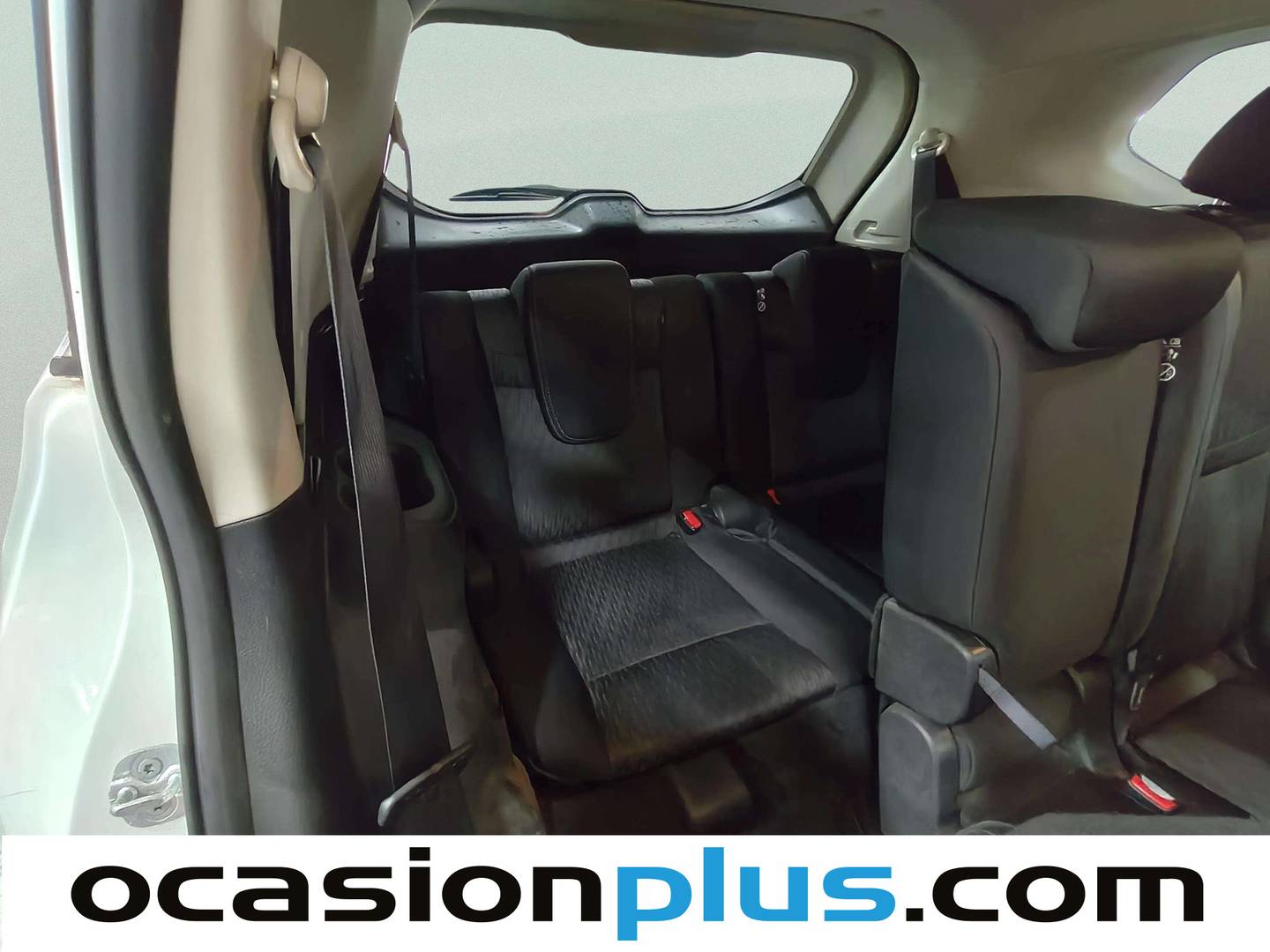 Extras y acabados del Nissan X-TRAIL Nissan X-Trail 1.6 DIG-T N-Connecta 4x2 (163 CV) 7 Plazas