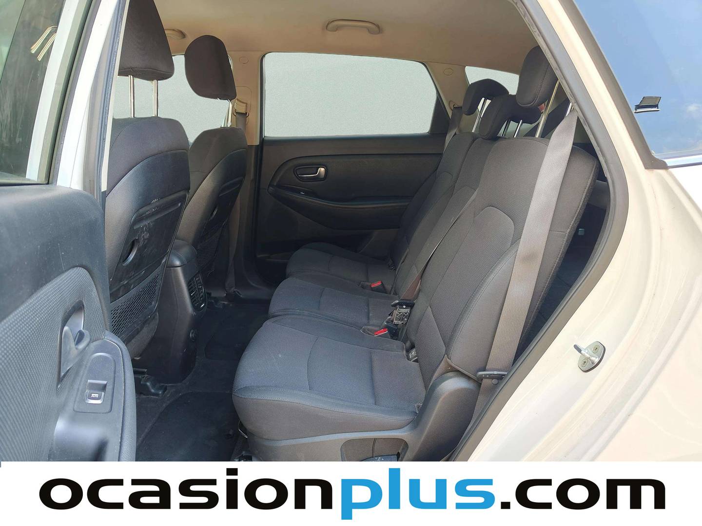 Foto asientos traseros KIA Carens KIA Carens 1.7 CRDi VGT Eco-Dynamic Drive (115 CV)