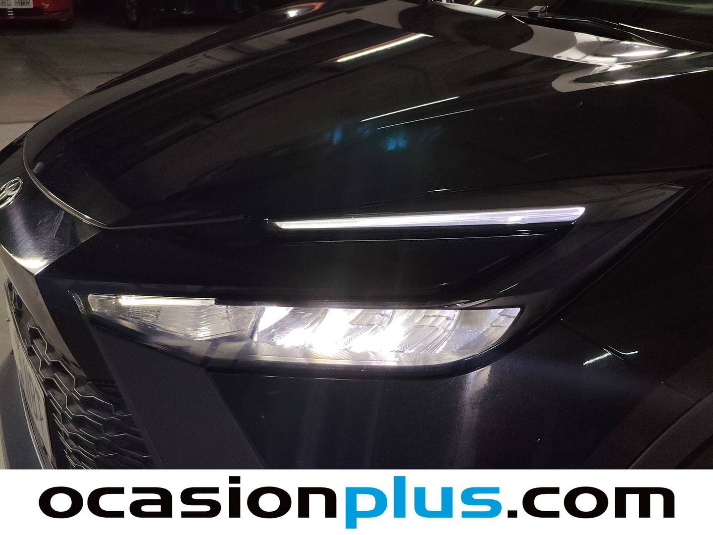Extras del Toyota C-HR Toyota C-HR 140H Advance (140 CV)