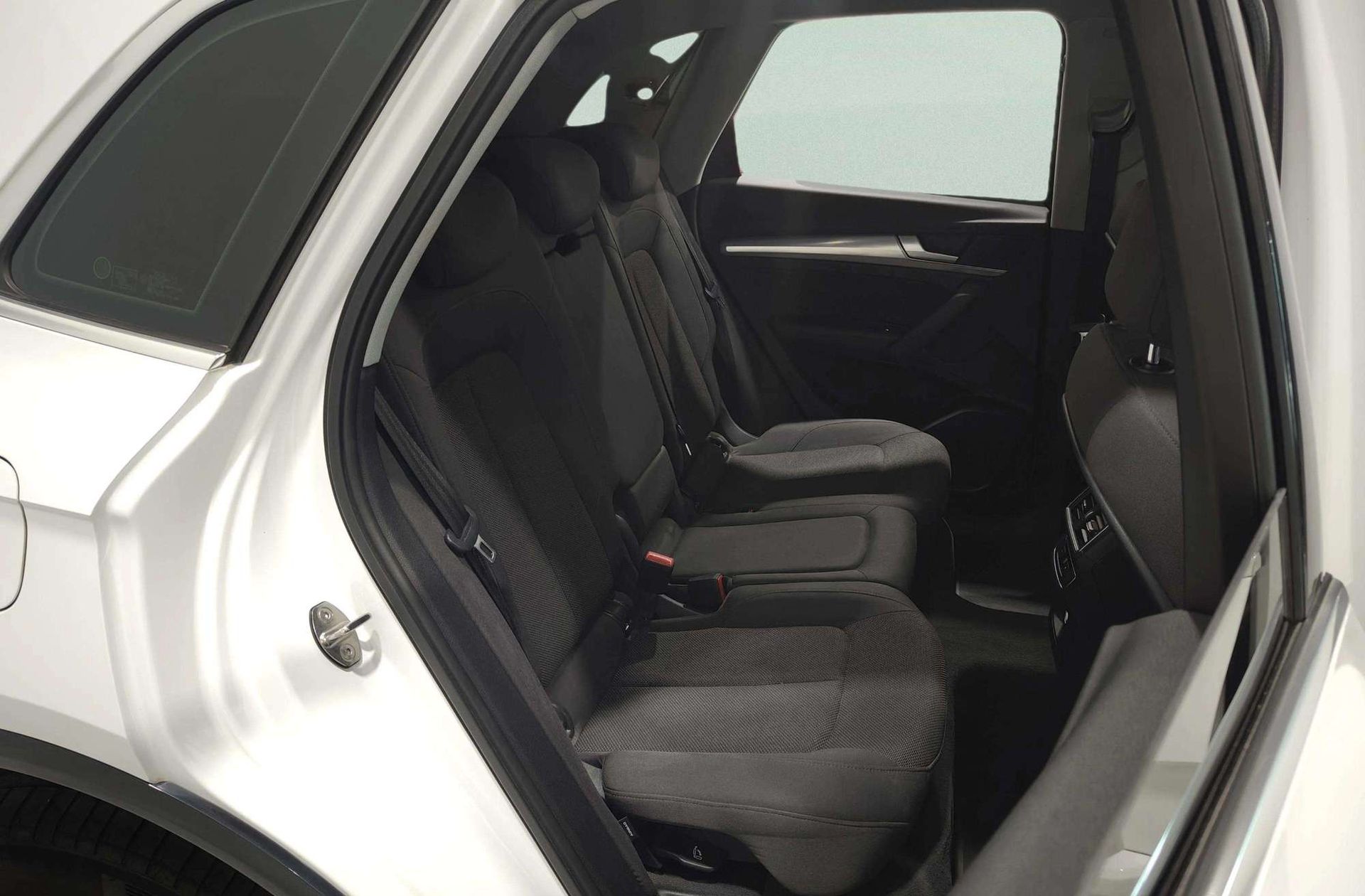 Audi Q5 Design 35 TDI quattro S tronic - foto 23