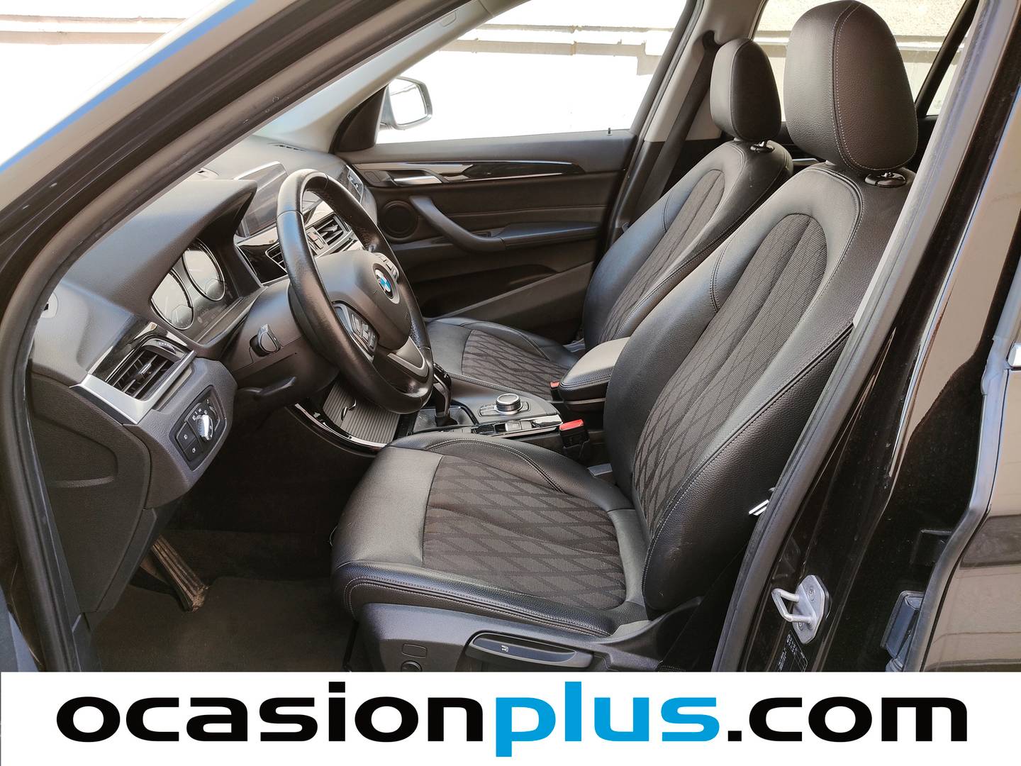 Foto asientos delanteros BMW X1 BMW X1 sDrive18d (150 CV)