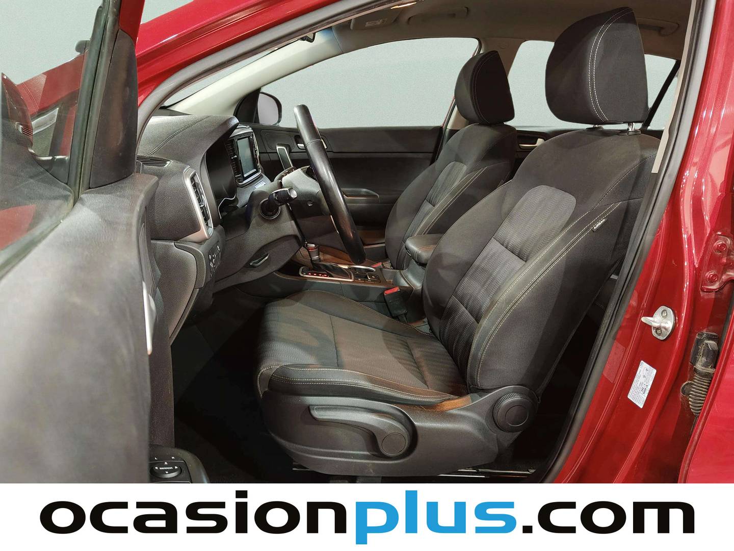 Foto asientos delanteros KIA Sportage KIA Sportage 1.6 CRDi Business 4x2 DCT (136 CV)