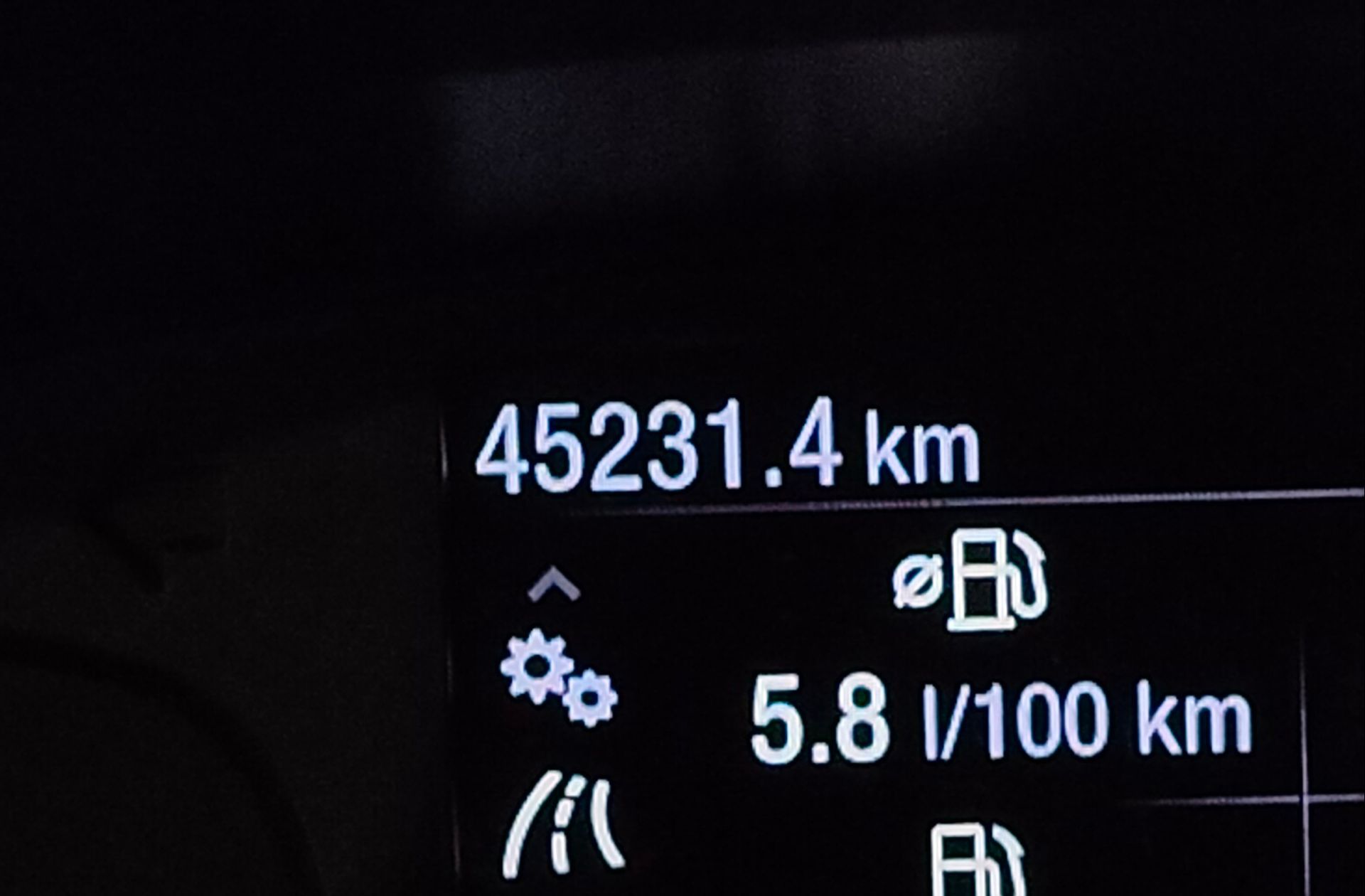 Ford Fiesta 1.0 EcoBoost MHEV ST-Line - foto 11