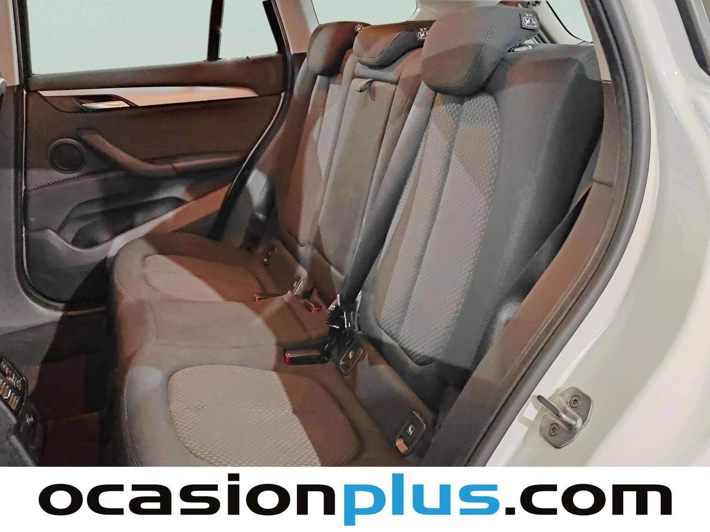 Foto asientos traseros BMW X1 BMW X1 sDrive18i (140 CV)