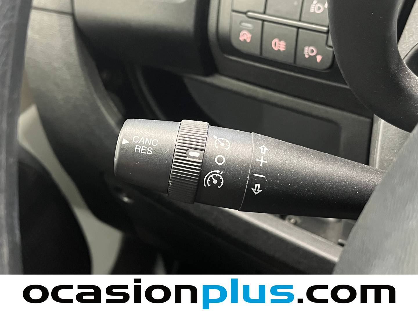 Extras del Peugeot Boxer Peugeot Boxer Furgon BlueHDi 140 S&S 335 L2H2  (140 CV) 3 Plazas