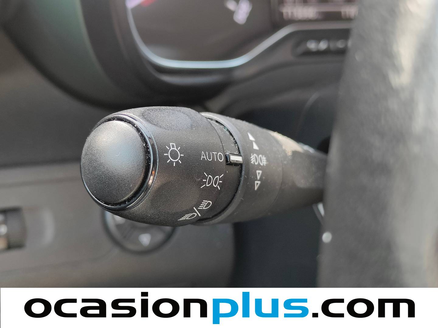 Accesorios del Citroën Berlingo Citroën Berlingo BlueHDi 130 S&S Talla M Shine (130 CV) 7 Plazas