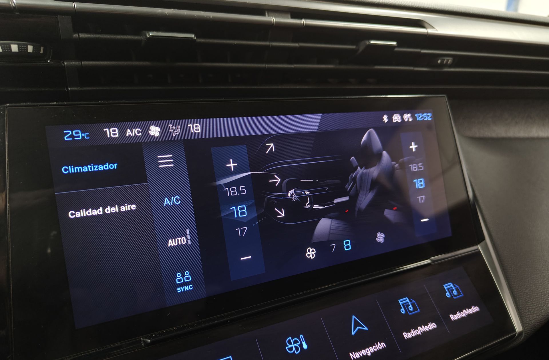 Peugeot 308 PureTech 130 Allure Pack EAT8 - foto 32