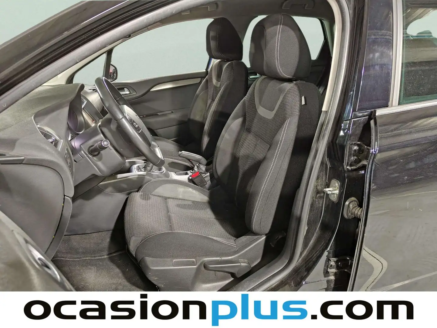 Foto Citroën C4 Citroen C4 BlueHDi 100 Tonic (99 CV)