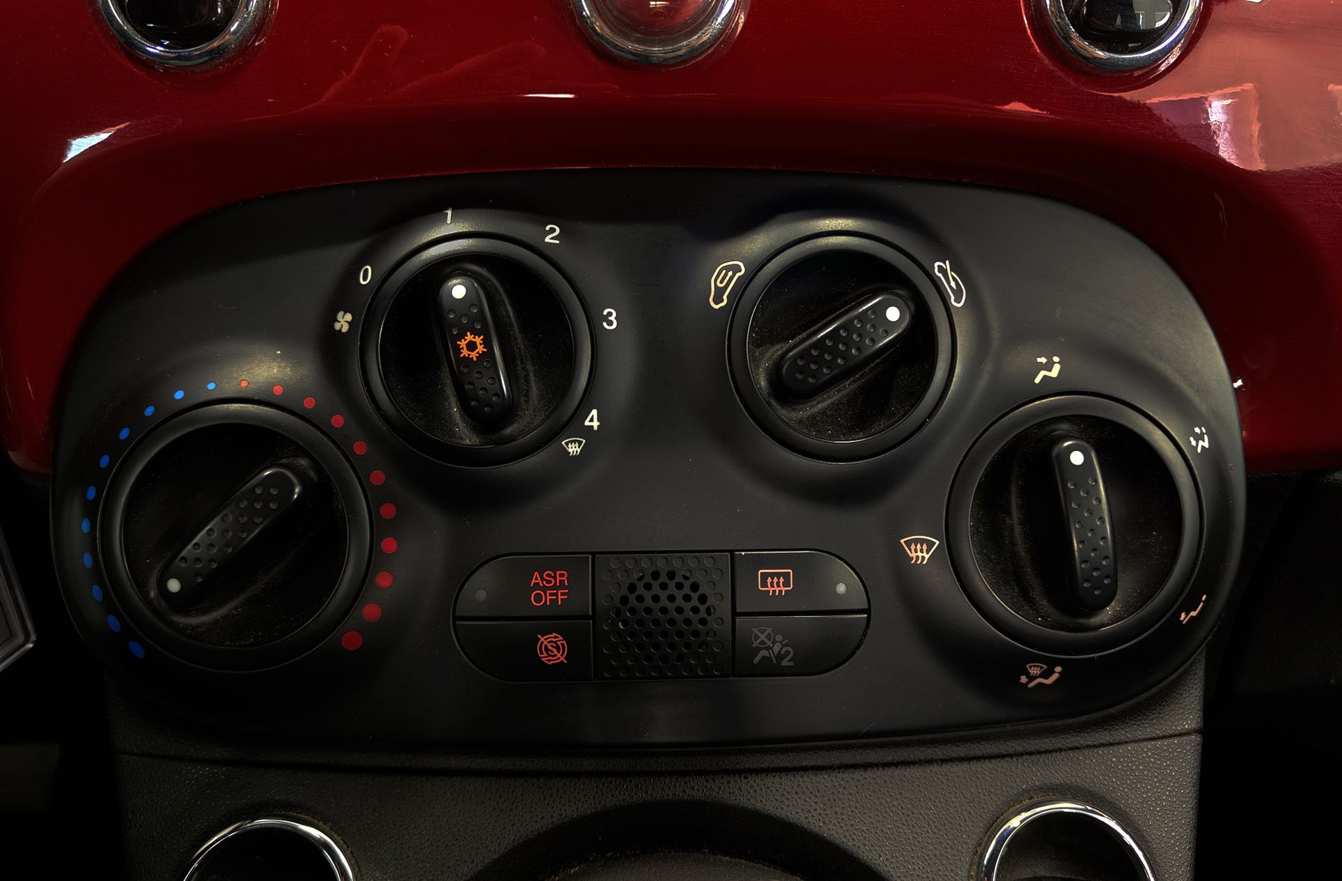 Fiat 500C 1.0 Hybrid Club - foto 26