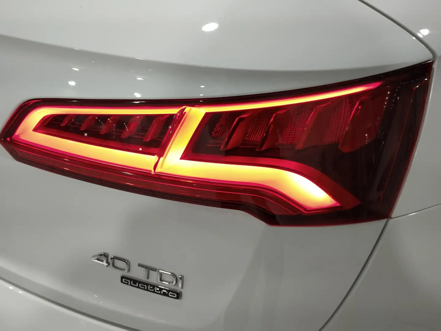 Foto Audi Q5 Audi Q5 40 TDI quattro (190 CV) S tronic