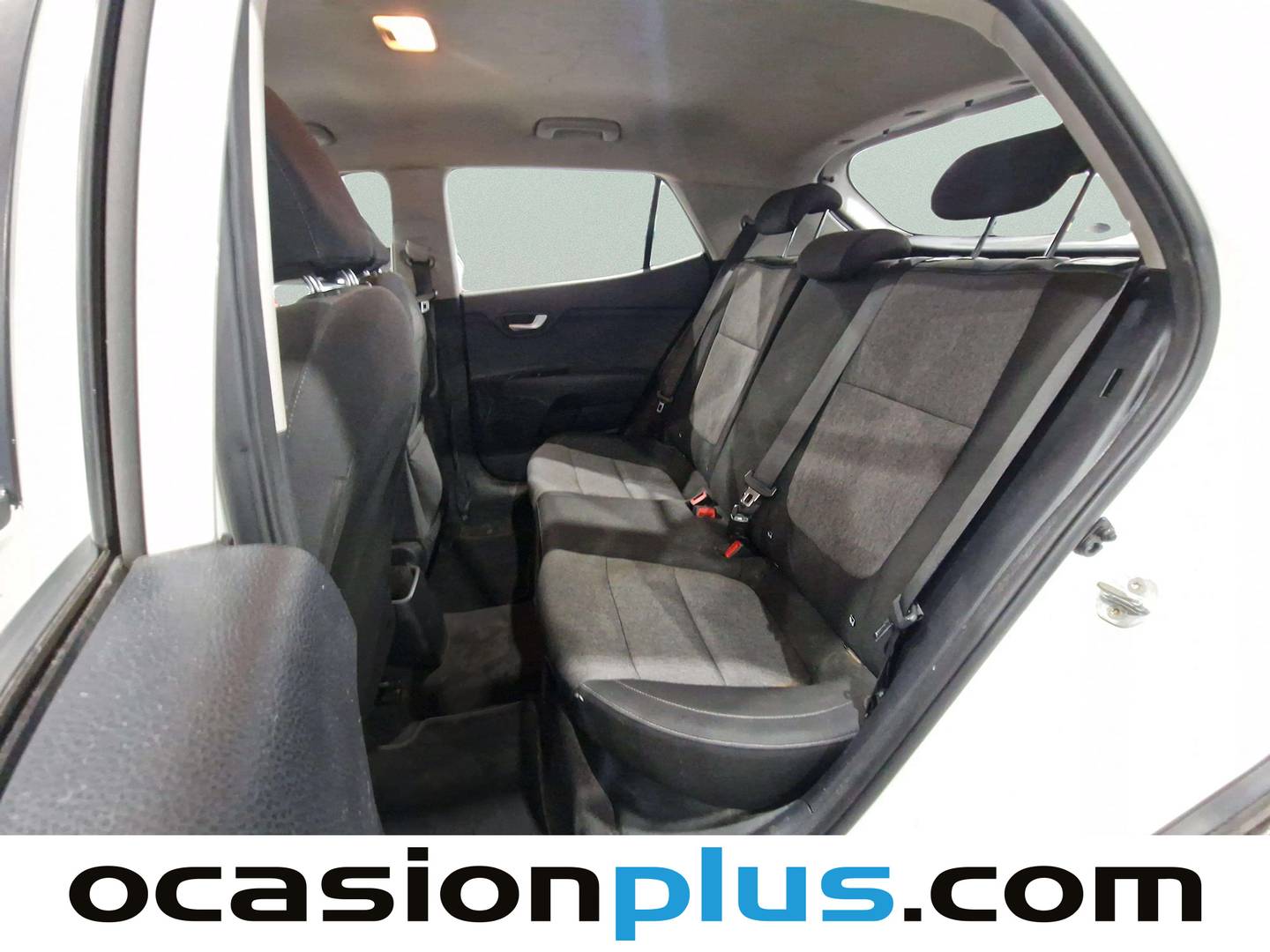 Foto asientos traseros KIA Stonic KIA Stonic 1.0 T-GDi Eco-Dynamic Concept (120 CV)