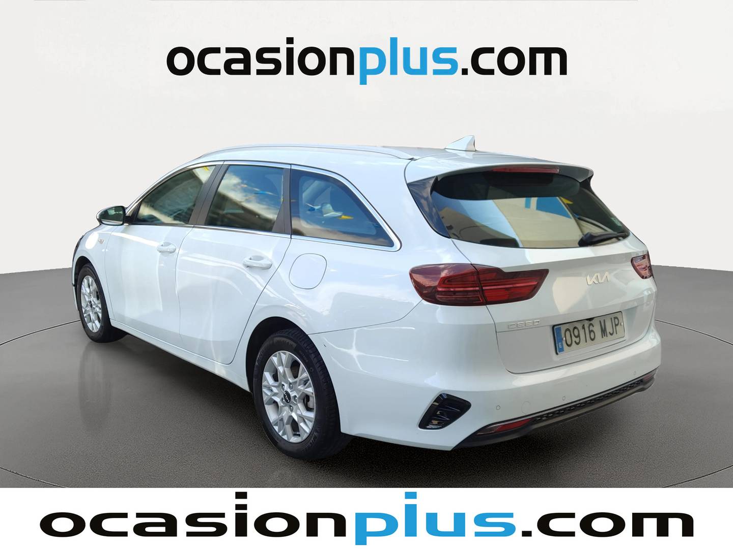 Foto trasera KIA Ceed Tourer KIA Ceed Tourer 1.0 T-GDi Drive (120 CV) izquierda