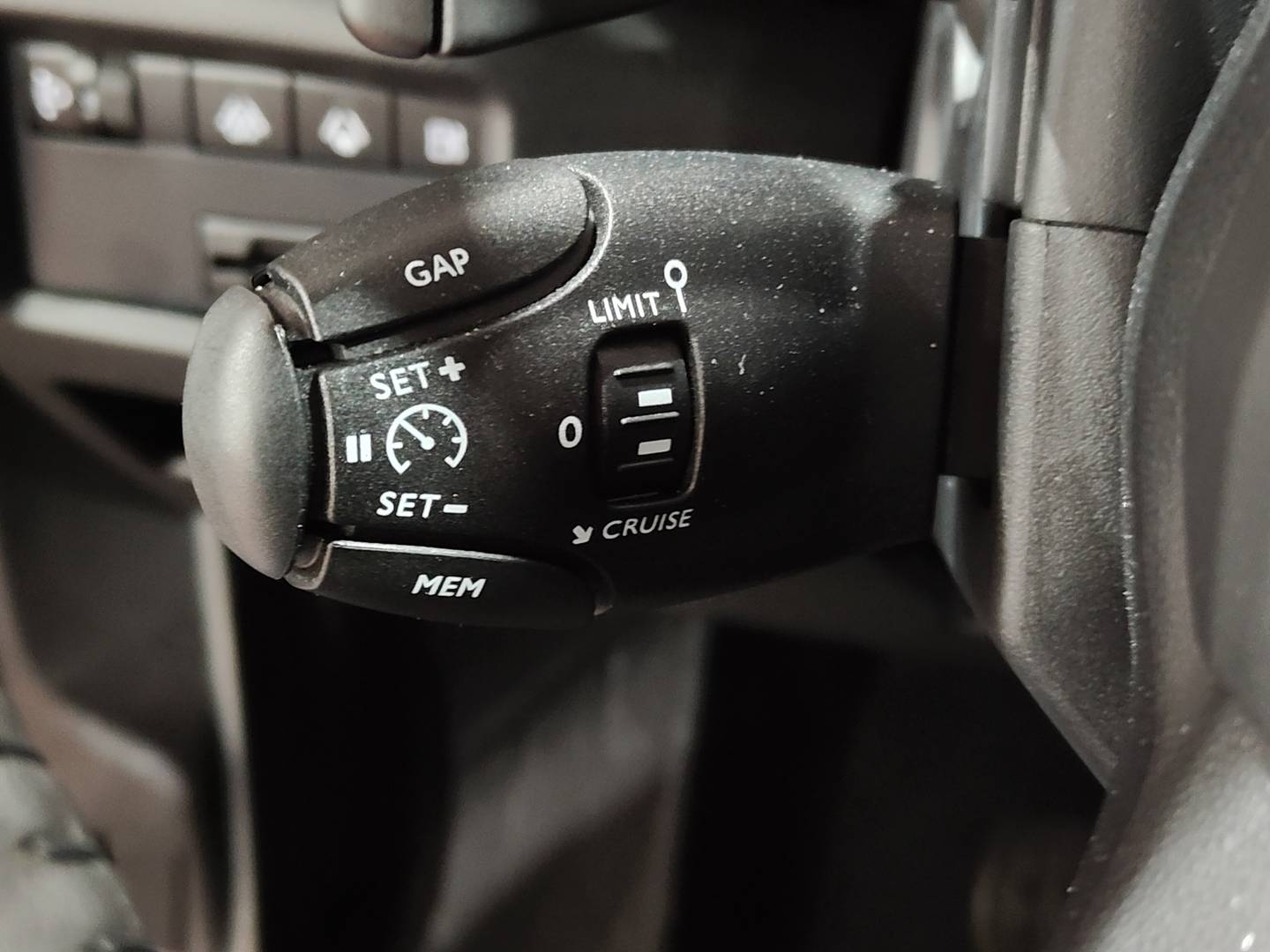 Foto Citroën C5 Aircross Citroen C5 Aircross Plug-in Hybrid Max e-EAT8 (225 CV)