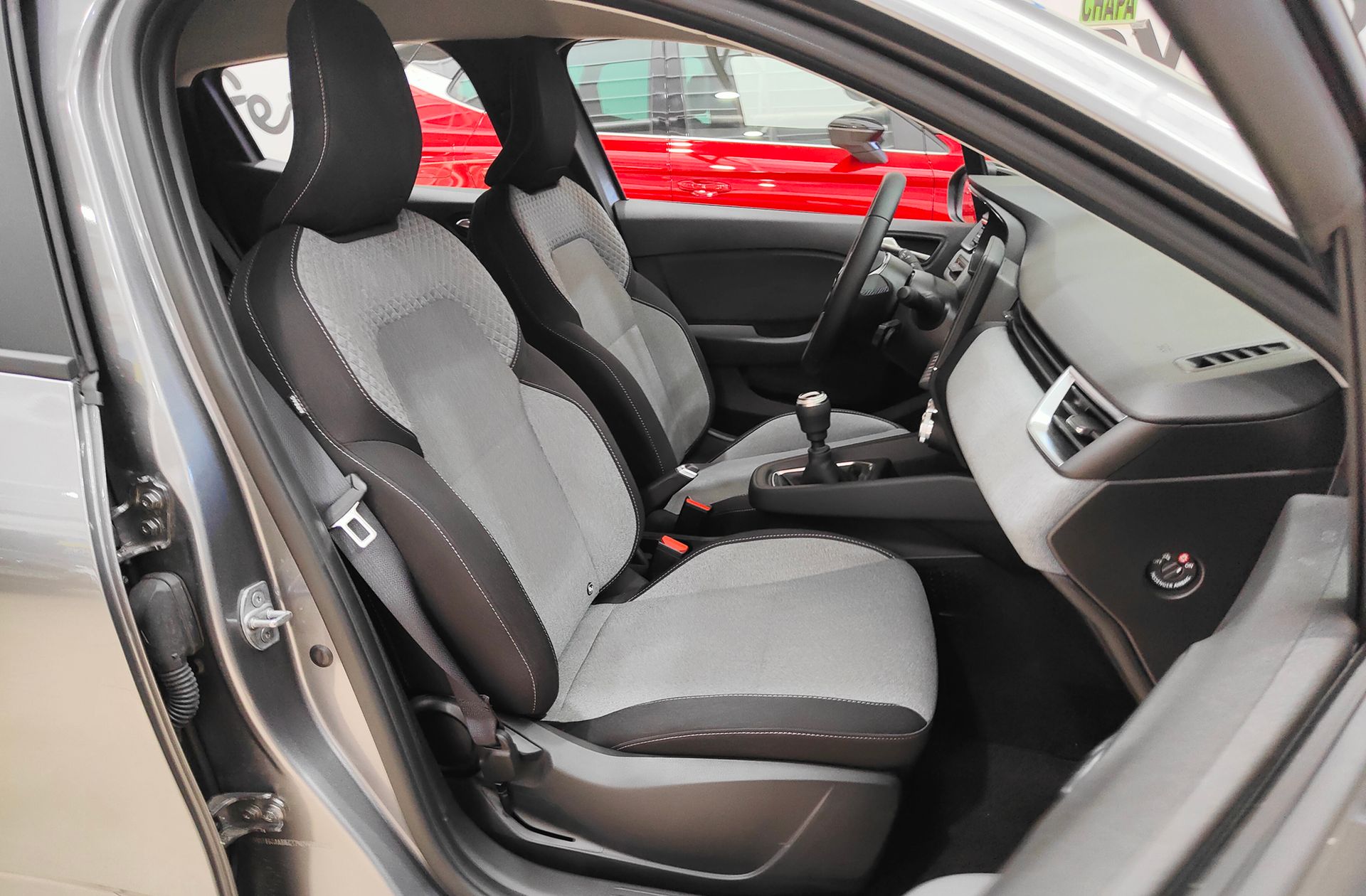 Mitsubishi Colt 100T GLP Motion - foto 18