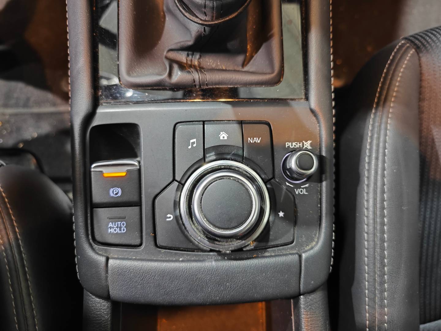 Foto Mazda CX-3 Mazda CX-3 2.0 G Zenith 2WD  (121 CV)